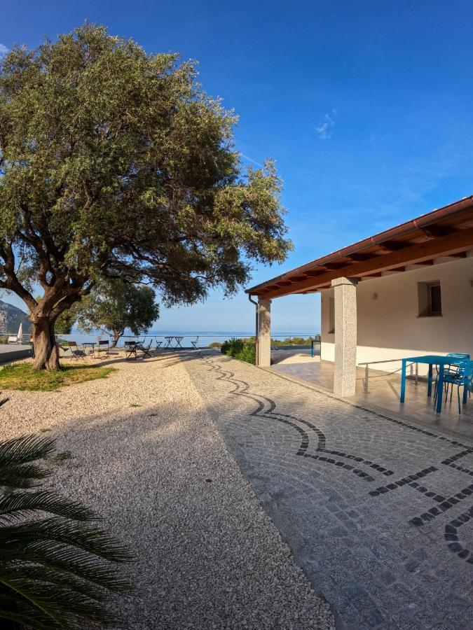Hotel Pranos Turismo Rurale كالا غونوني المظهر الخارجي الصورة